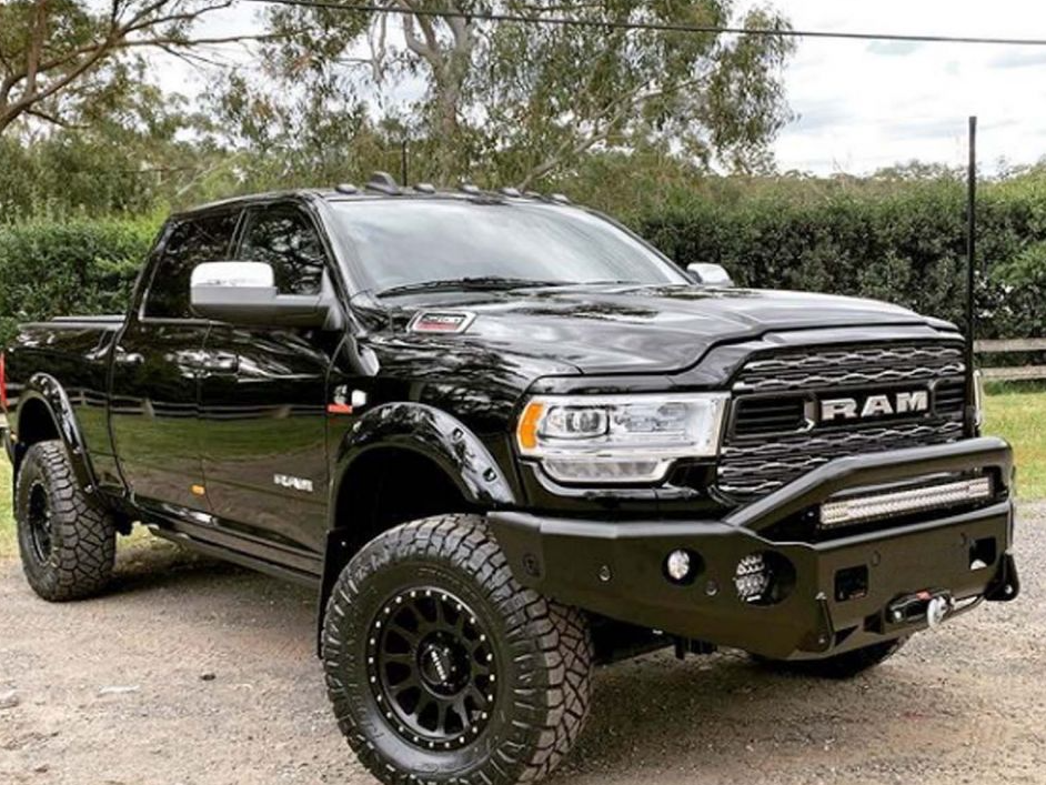 TrailReady Pre-Runner Bullbar — RAM 2500/3500 DJII 2019+