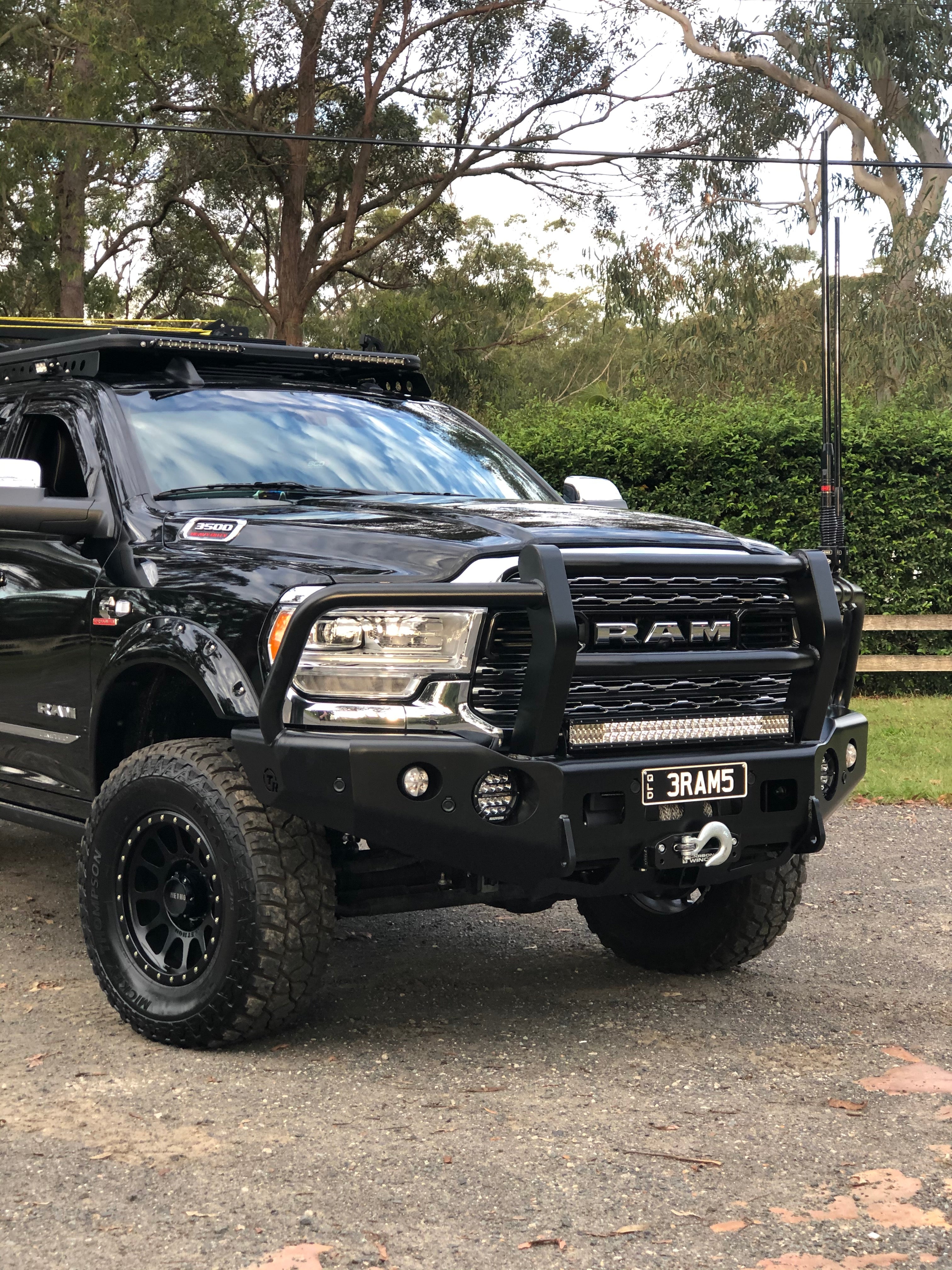 TRAILREADY *DJII* 2500/3500 FULL Guard 2019+ BULLBAR